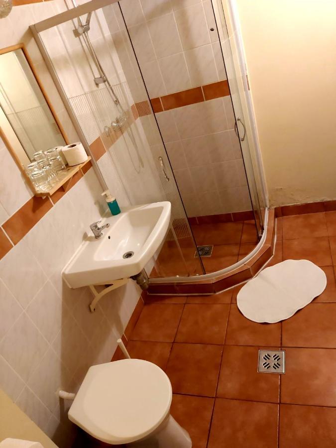 Hotel Stella Шиофок Экстерьер фото