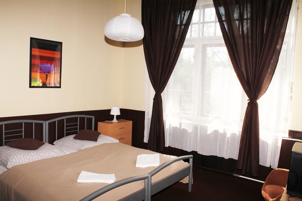 Hotel Stella Шиофок Экстерьер фото
